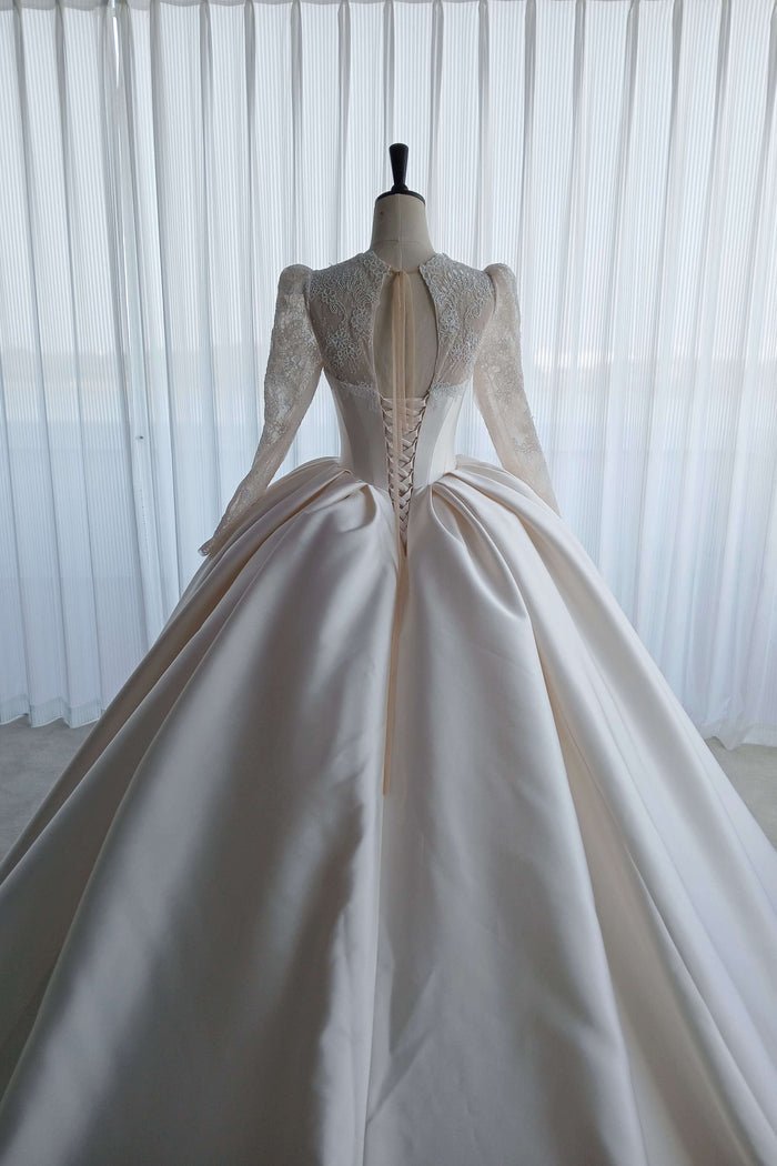 Vintage Long Sleeve Lace Satin Ball Gown Wedding Dress - Image 3