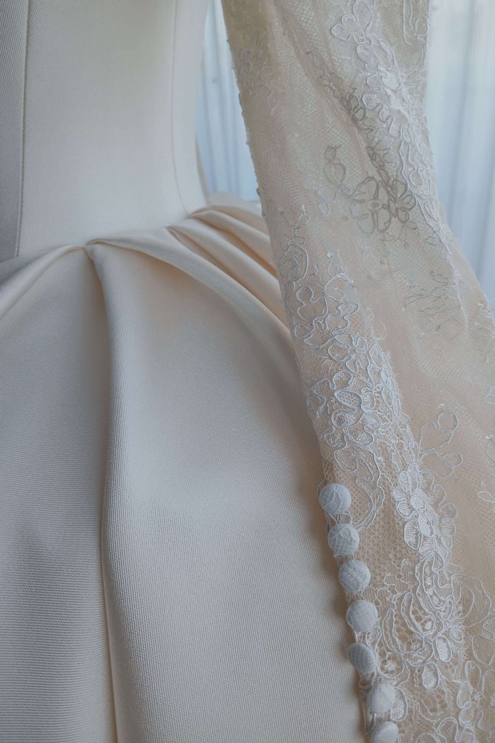 Vintage Long Sleeve Lace Satin Ball Gown Wedding Dress - Image 8